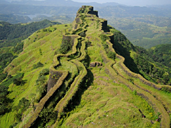 The image “http://www.indianetzone.com/photos_gallery/32/Rajgad_22847.jpg” cannot be displayed, because it contains errors.