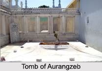 Tomb of Aurangzeb, Khuldabad, Aurangabad