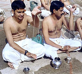 Punul, Sacred Thread