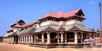 Tribhuvana Tilaka Chudamani basadi - Largest and the most flamboyantly designed Jain temples of Mudabidri