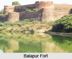 Balapur Fort, Akola District, Maharashtra