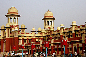 Char Bagh Railway Station in Lucknow