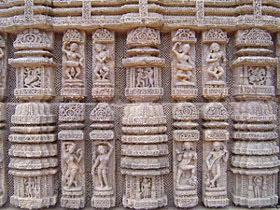 Sculpture of female musicians in Konark Temple