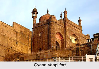 Architecture of Varanasi During Later Mughals