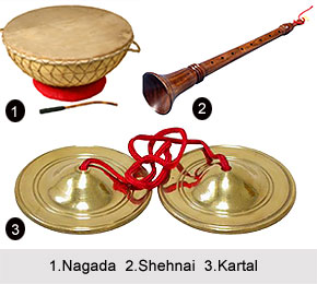 Instruments used in Chhau dance
