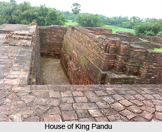 Pandu Rajar Dhibi, Archaeological site in West Bengal