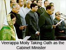 Veerappa Moily, Indian Politician