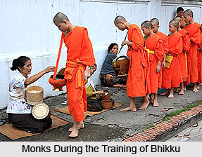 Bhikku, Dhammapada