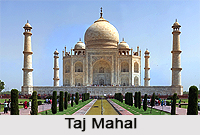 Monuments in Taj Mahal