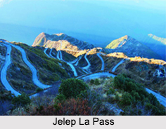 Jelep La Pass, Himalayan Mountain Range