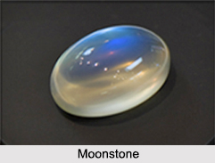 Benefits of Moonstone