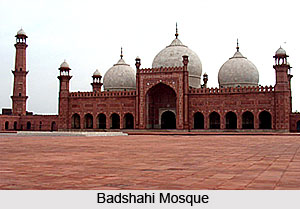 Mosques During Aurangzeb, Mughal Architecture
