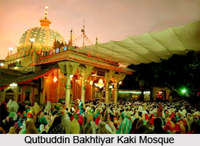 Qutbuddin Bakhtiyar Kaki Mosque, Mehrauli