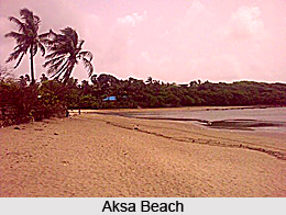 Aksa Beach, Maharashtra