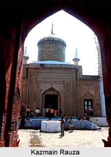 Kazmain Rauza, Monuments of Lucknow