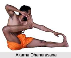 Akarna Dhanurasana