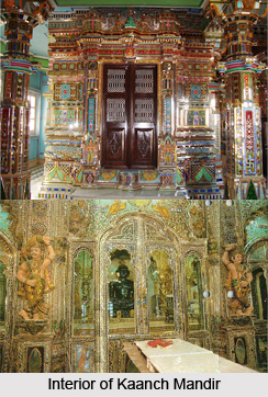 Kaanch Mandir, Indore