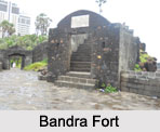 Forts in Mumbai, Indian Monuments