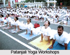 Ahimsapralisthayam tatsannidhau vairatyagqh, Patanjali Yoga Sutra