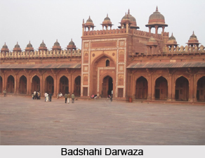 Badshahi Darwaza