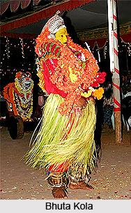 Bhuta Kola, Folk Dance of Karnataka