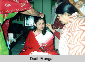 Dadhimangal, Ritual in Bengali Wedding