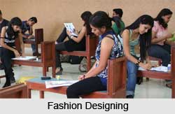 Degree course in Fashion Designing