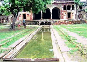Sheesh Mahal - Farrukhnagar, Gurgaon, Haryana