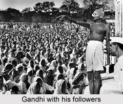 Gandhiji with his followers