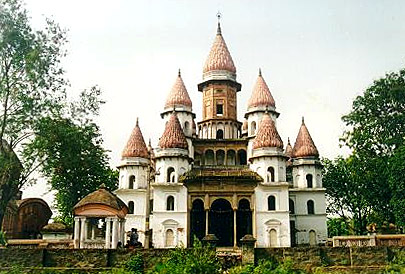 Hamsesvan temple at Bansberia  - Tantra in Architecture, Features of Tantrism