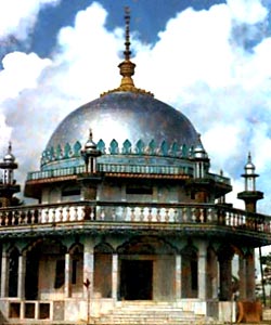 Huzoor Mujahid Millat Maulana Habibur Rehman Qadri in Cuttack