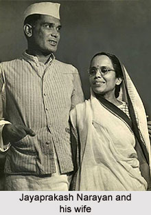 Jayaprakash Narayan and his wife