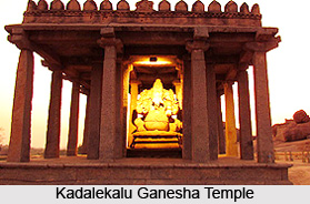 Kadalekalu Ganesha Temple, Hampi, Karnataka
