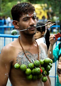 Kavadi-Bearing, Indian Custom