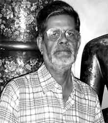 Malay Roy Choudhury, Bengali Litterateur