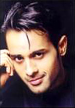 Manoj Bidvai aka Nikhil Mittal