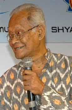 Moti Nandi, Bengali Author