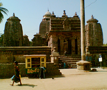 Mukhalingam Temple,  Mukhalingam near Srikakulam, Andhra Pradesh