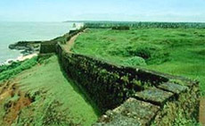 Puthalam Forts