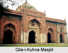 Qila-i-Kuhna Masjid
