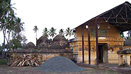 Tiruppariyalur Temple