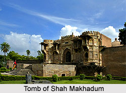 Tomb of Shah Makhadum, Maner, Patna