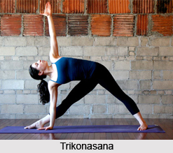 Trikonasana
