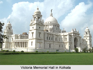 Colonial Sculptures In India