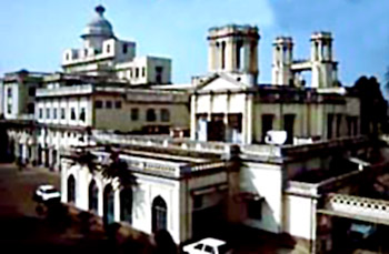 chattar manzil