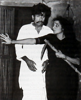 Neelu Phule with Kusum Kulkarni 