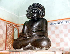 Jintur - Bhagan Neminath Cave Temple