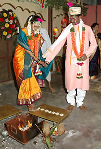 Saptapadi, Hindu Marriage Ritual