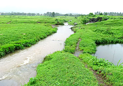 Ulhas river, which is flowing through the city Ulhasnagar, Maharashtra